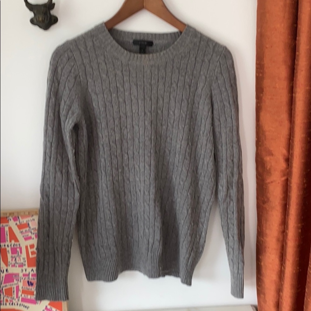 J crew classic gray cable sweater, sz s